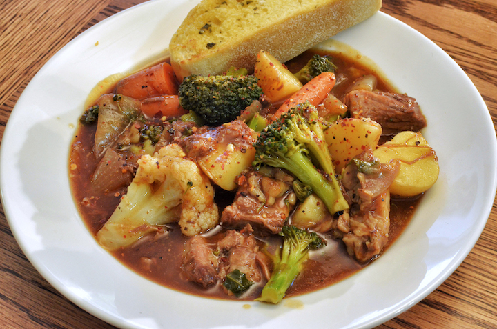 Beef stew containing vegetables.  #Beefstew #Beef #stew