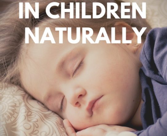 The article describes how to lower a fever in a child naturally. It also outlines when to call a doctor. #parenting #forkids #kidshealth #treatment